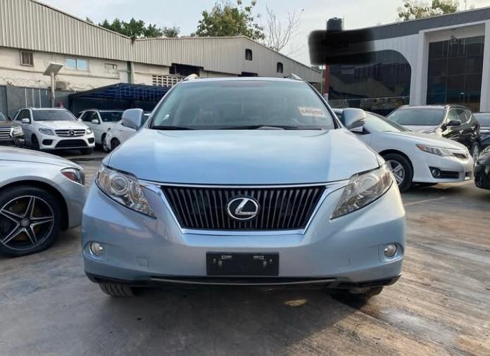 Lexus